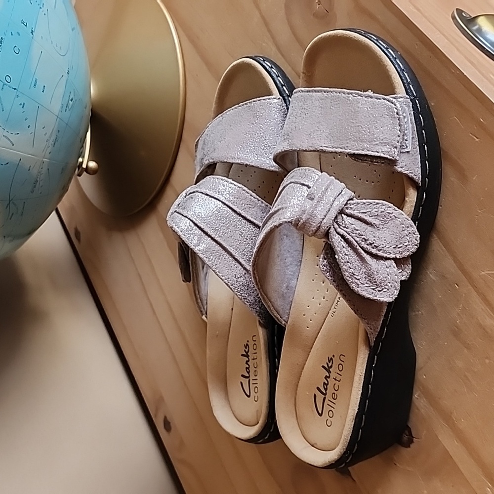 NWT Clark's Collection Merliah Charm slip on sandals size 6 taupe